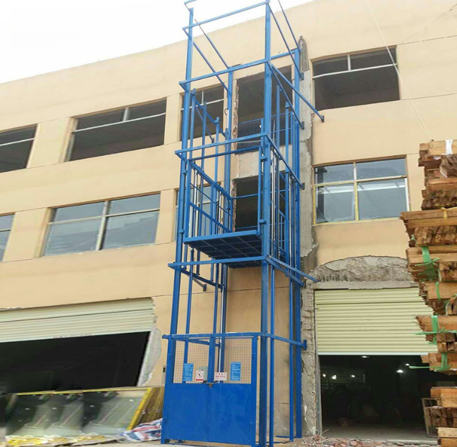 泉港建材厂室外物料提升